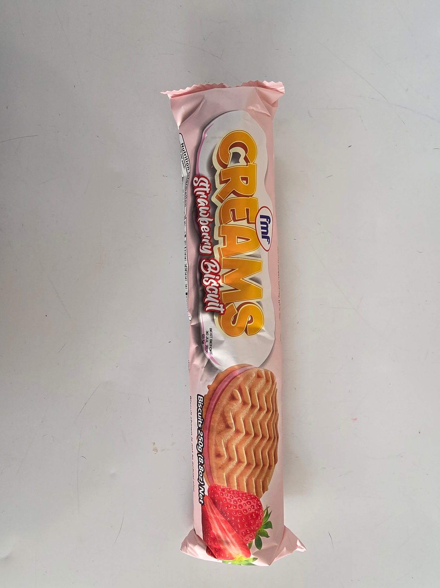 FMF Creams Strawberry Biscuit 250g
